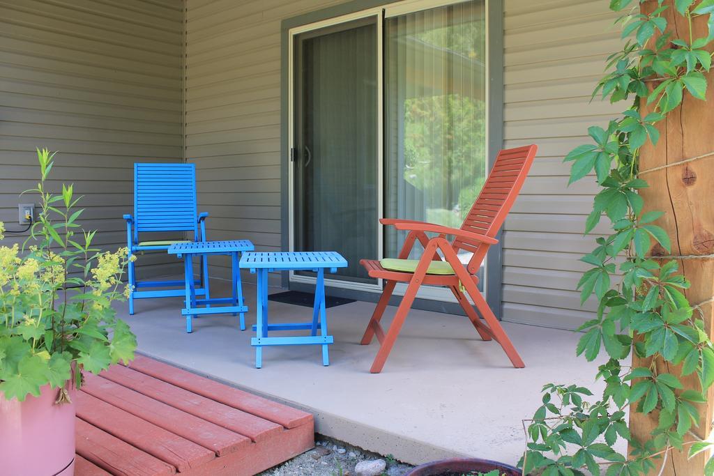 Windborne Bed & Breakfast Castlegar Habitación foto